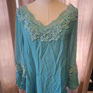 CalStyle Tunic Blouse